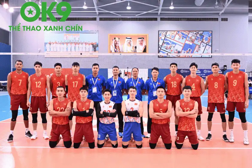 Đội tuyển bóng chuyền nam Việt Nam đã lên đường về nước vào rạng sáng ngày 25/6. (Ảnh: AVC)